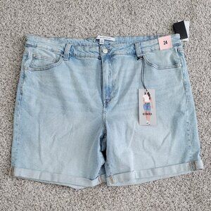NWT Women's Plus Bermuda Jean Shorts